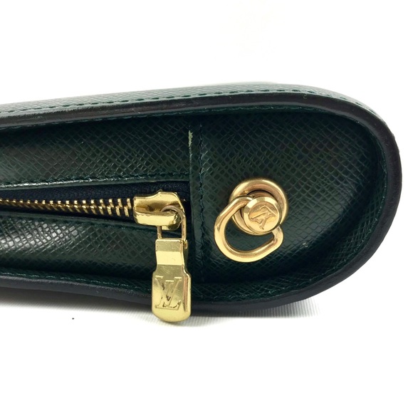 {Louis Vuitton} Epicea Taiga Leather Baikal Bag - Picture 4 of 8